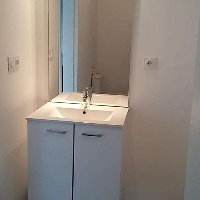 Studio - Quartier Petit-Port -Surface 26,42 m² - Photo 1
