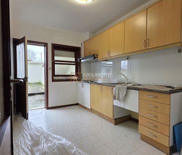 Andar de Moradia T3 - Photo 1