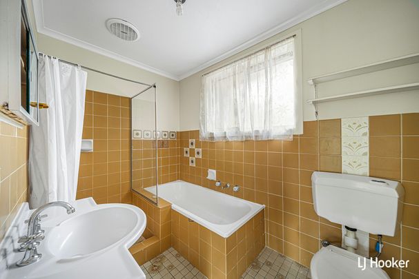 1 Napper Place, Charnwood ACT, Belconnen - Photo 1