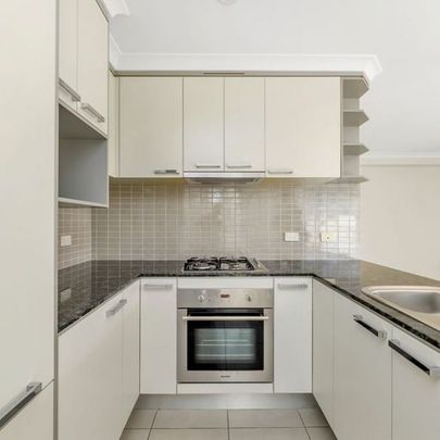 4/19 Donald Road, Queanbeyan - Photo 1