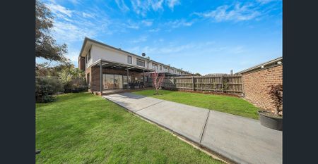 Perfectly Positioned Parkside Family Home - Photo 3