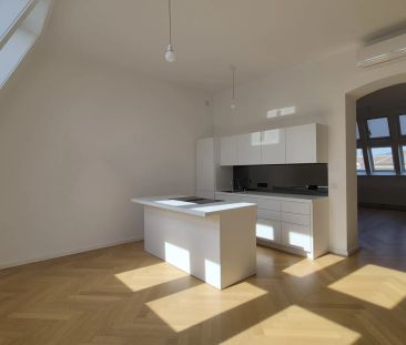 SCHÖNE DACHMIETE BEIM PALAIS LIECHTENSTEIN - Photo 4