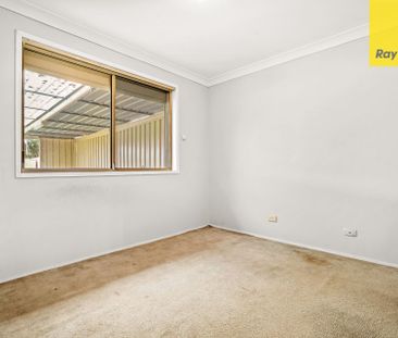 GREAT LOCATION! - Photo 5