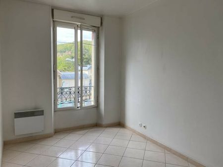 Appartement 2 Pièces + cave + parking extérieur - Photo 5