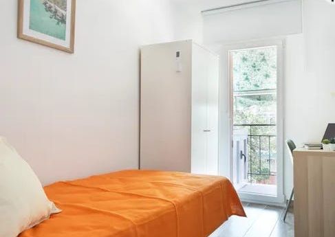 Calle Rosa, Getafe, Community of Madrid 28903