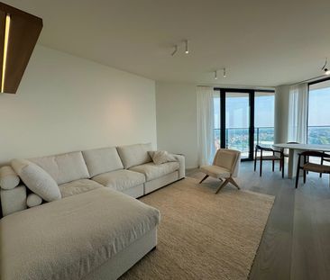 The Tower - gemeubeld appartement met fenomenaal zicht en twee staa... - foto 1
