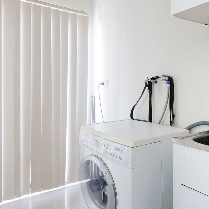 Comfortable 3-Bedroom Home in Prime Location - Photo 1