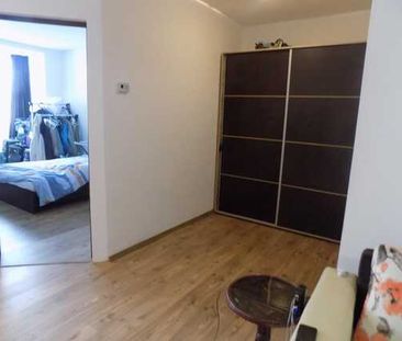 Apartament spatios cu 2 camere, 64 mp! Parcare! Zona strazii Florilor! - Photo 3
