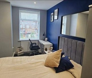 1 bedroom in a house share to rent - Photo 5