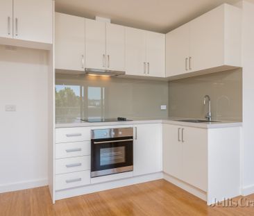 102/95 Gaffney Street, Coburg - Photo 1