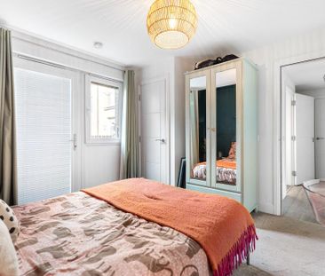 2 bedroom flat to rent - Photo 6