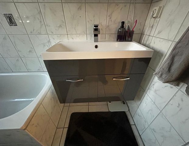 Zwei Zimmer Wohnung zu vermieten - Foto 1