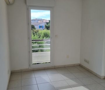 Location Appartement 3 pièces 66m² - Photo 2