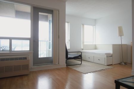 For Lease - 19 Avondale Avenue Unit# LPH14, Toronto, Ontario - Photo 5