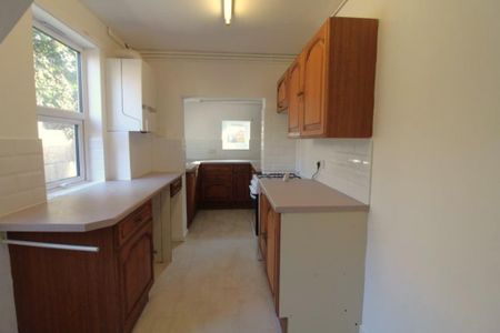 2 bedroom terraced house to rent - Photo 5