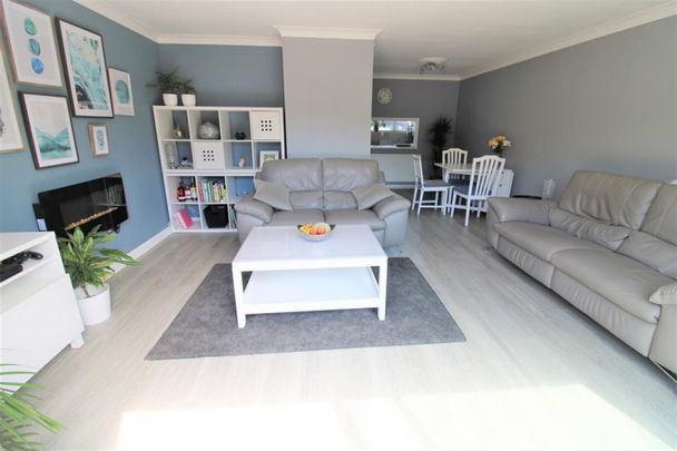 3 bedroom House To Let - Photo 1