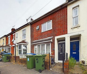 Berkeley Road, Southampton - Photo 1