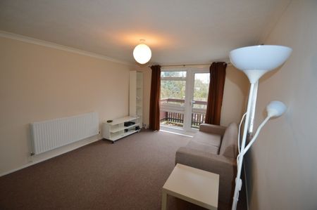 2 bedroom Apartment - CORNERS, WELWYN GARDEN CITY. - Photo 2