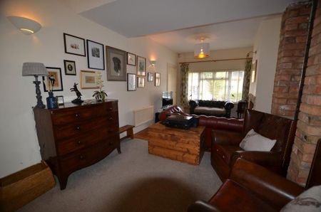 3 bedroom detached house to rent - Photo 3