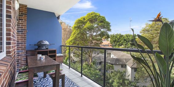 Refreshed Beachside Abode With Semi Sized Proportions - Photo 3
