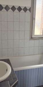 Location Appartement 2 pièces 29m² JARGEAU 45150 - Photo 4