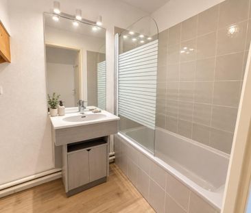 Location Appartement 3 pièces 58m² LES SABLES D OLONNE 85100 - Photo 5