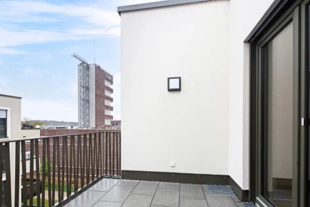 Erstbezug!!! Helle Wohnung mit Fußbodenheizung, Dachterrasse, TG-Stellplatz uvm. - Foto 3