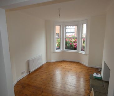 3 bed House - To Let - Photo 1