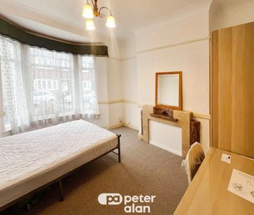 Talworth Street, CARDIFF - Photo 6