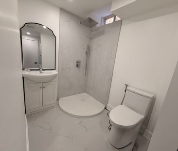 For Lease - 2129 Glenfield Road Unit# Bsmt, Oakville, Ontario - Photo 3