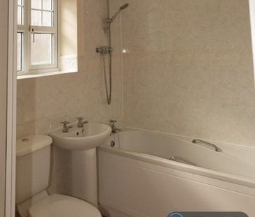 2 bedroom maisonette to rent - Photo 6