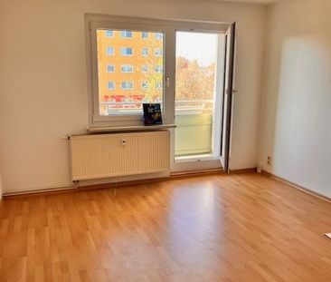 4-Raumwohnung wartet auf Sie! - Foto 1