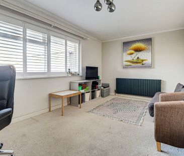 Pigeonwick, Harpenden, Hertfordshire, AL5 4EZ - Photo 3