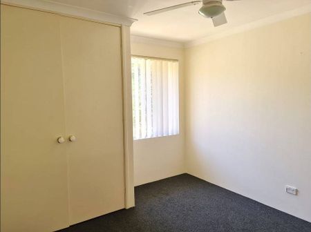 Coastal Cul-de-Sac Living - Photo 5