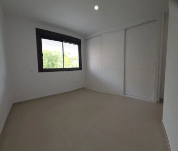 Apartamento de alquiler en Calle la Rambla de Almería, Bellavista - Photo 2