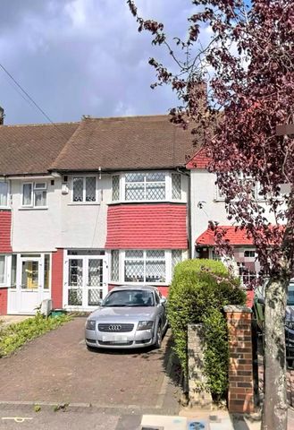 Longhill Road, Catford, SE6 1 - Photo 4