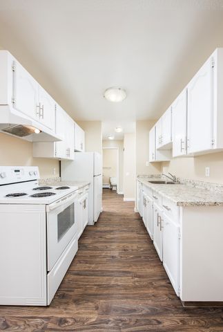 Westview Manor - Photo 4