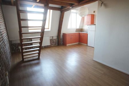 T1 Bis en duplex de 28.97 m², rue Léon Gambetta – Marché de Wazemmes réf 304-001 - Photo 2