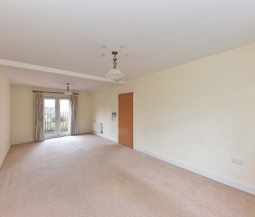 3 bedroom penthouse to rent - Photo 2