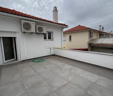 House T3 in Santo António dos Olivais, Coimbra - Photo 1