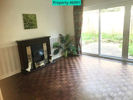 4 bedroom semi-detached house to rent - Photo 2