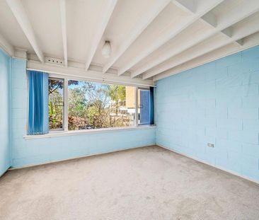 House Size Three Bedroom Unit!, Next To Carlingford Court! - Photo 5