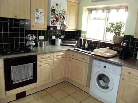 3 bedroom house to rent - Photo 3