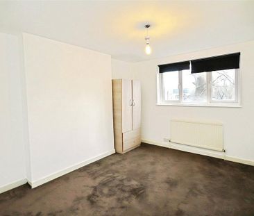 2 bedroom semi-detached house to rent - Photo 2