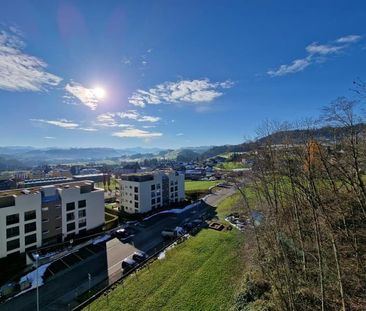 "Grossräumige, helle Wohnung mit Balkon und herrlicher Aussicht" - Foto 4