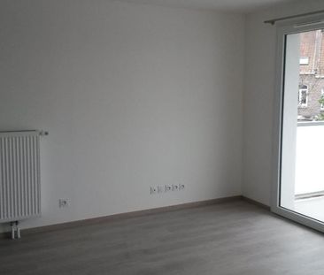 Location Appartement 2 pièces 42m² CROIX 59170 - Photo 2