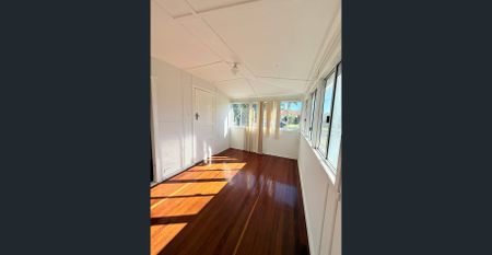 3 Bedroom home on a quiet street! - Photo 4