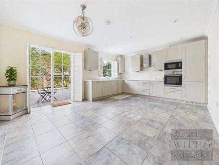 Sunny Rise, Battle, TN33 - Photo 3