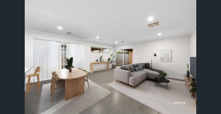 Stylish & Contemporary Family Home in Prime Williams Landing Location - Photo 3