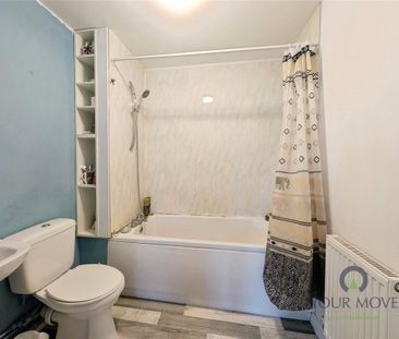 2 bedroom flat to rent - Photo 2